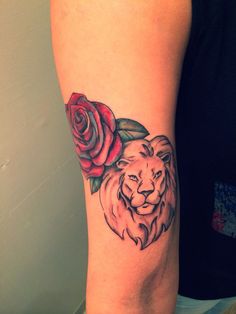 my new lion and roses tattoo it u0027s a cover up piece but you wouldn my new lion and roses tattoo it u0027s a cover up piece but you wouldn