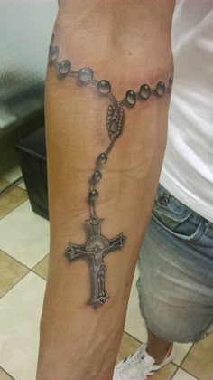 15 Ideas De Tatuajes Rosario Tatuajes De Rosario Tatuajes Tatuajes Religiosos