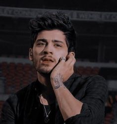29 ᴢᴀʏɴ ᴍᴀʟɪᴋ Ideas In 2021 Zayn Mailk Zayn Mallik Zayn Malik Pics