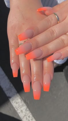 Les 13 meilleures images de Ongles orange