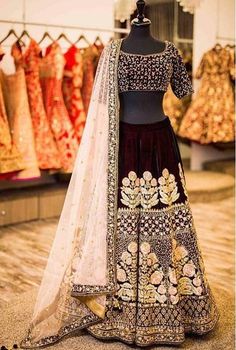 Banarsi lehenga house (aggarwalsparsh3) – Profile | Pinterest