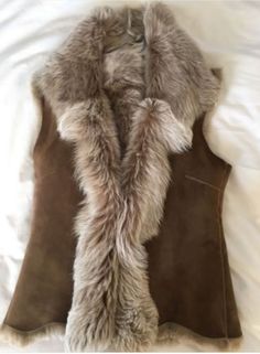 Ladies Real TOSCANA Sheepskin Gilet Beautifully Warm Bodywarmer UK8