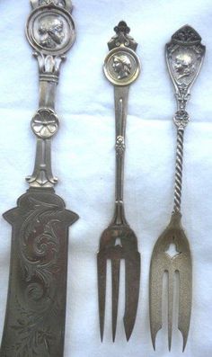 Angelo by Wood /& Hughes Sterling Silver Sugar Spoon Fluted Bright-Cut 6 1//4/"