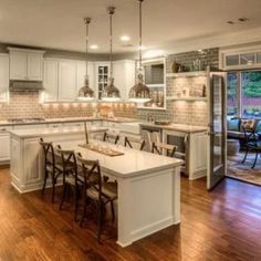 Kitchen Islands
