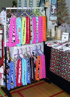 Double Row Clothing Rack She Used A Regular And Added Second Craft Show IdeasClothing RacksBooth IdeasDisplay Double Row Clothing Rack She Used A Regular And Added Second Craft Show IdeasClothing RacksBooth IdeasDisplay