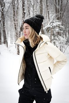 Trendy Skiing Cap Mens and Womens Retro Style Colombia Silhouette Knitted Hat