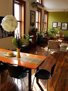 Green Dining Room Colors decorating with green walls, accents, and accessories | sage green Green Dining Room Colors decorating with green walls, accents, and accessories | sage green
