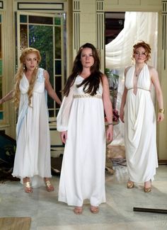 Holly marie combs pissing sorry Come holly marie combs pissing once and