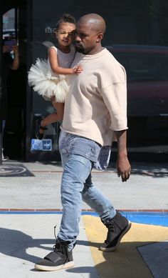 yeezy 750 fit guide