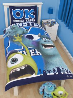 Around the World in Animal Selfies Single Panel Duvet Cover Bedding Set