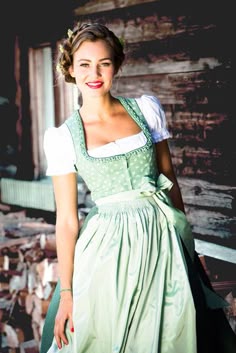 phineas and ferbs mom in the shower naked all real nude pictures of anushka sharma