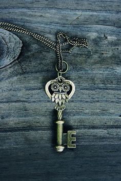 Skeleton Key Charms Antiqued Silver Steampunk Key Pendants Crown Top 3D 25//50+