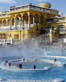 14 Ideas De Hungría Budapest Hungría Baños Termales