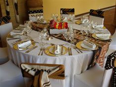 African Themed Table Setting Mollys Wedding Pinterest African Themed Table Setting Mollys Wedding Pinterest And Settings