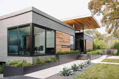 71 Office Exteriors Ideas Exterior Office Building Facade E5658571e8f1b2ed24e26bf86b1ca4e2