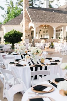 Sophisticated Black and White Wedding Reception Ideas Sophisticated Black and White Wedding Reception Ideas