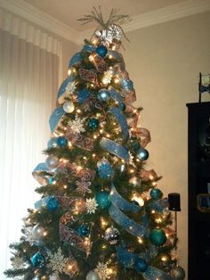 blue christmas tree decorations i like how the ribbons cascade down - Blue Christmas Tree Decoration Ideas blue christmas tree decorations i like how the ribbons cascade down - Blue Christmas Tree Decoration Ideas