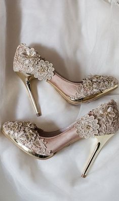 15 Awesome Pantofi Mireasa Images Best Bride Pumps Slipper