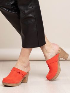 Clogs women,Swedish clogs,Leather clogs,Women clogs,Leather women shoes,Women sandals,Summer women shoes,White clogs,Leather women sandals