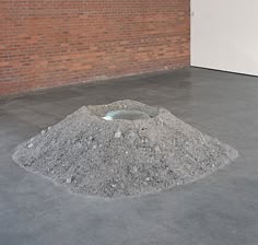 robert smithson a work of mirror and sand virtuoso pinterest robert smithson works