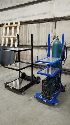 Dan's Custom Welding Tables LLC, Gibbon Welding Tables, Welding Cart, Welding Jobs, Diy Welding, Metal Welding, Welding Design, Welding Shop, Metal Projects