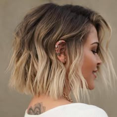 Dyed Hair, Short Hair Styles, Blunt Bob, Short Blonde Hair, Bob Cut, Balayage Hair, Brown Blonde Hair, Hair Lengths