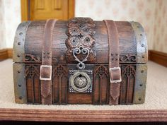 1/12th scale attic chest