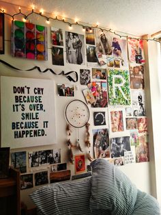 Top 24 Simple Ways To Decorate Your Room With Photos Dorm Walls DreamcatchersDorms Top 24 Simple Ways To Decorate Your Room With Photos Dorm Walls DreamcatchersDorms