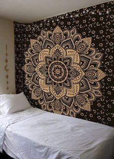 Queen Sovereigns Exclusive Black and White /& Gray Ombre Tapestry Mandala Tapestry Multi Color Indian Mandala Wall Art Hippie Wall Hanging Bohemian Bedspread