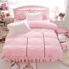 Sheet Set /& Pillow NWT Twin//TwinXL Gorgeous Coral Comforter