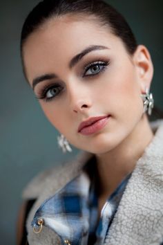 Девушки фото красивые 2012 Девушки фото красивые 2012