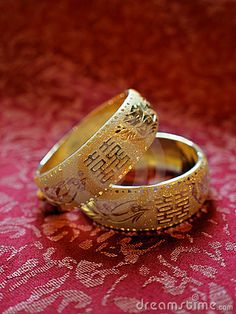 Traditional Chinese Wedding Gold Bangles By Luk Jewellery Traditional Chinese Wedding Gold Bangles By Luk Jewellery Dragon Phoenix Pinterest Jewelry And Weddings
