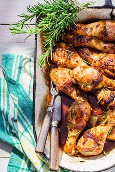 Sauce Pour Poulet Vin Rouge Echalotes Thym Laurier Beurre Recette Poulet En Sauce Recette Volaille Recettes De Cuisine
