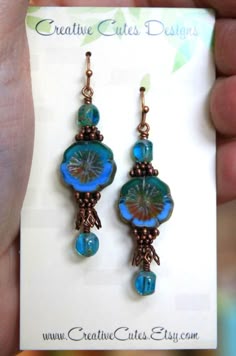 Fuchsia /& Blue Uniquely Stylish and Charming 20cm Silver Chain Dangly Pierce 8 Earrings Hues of Dramatic Green Vintage Long Feather