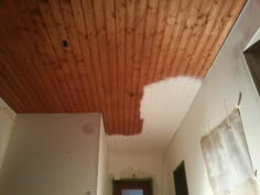 9 Besten Bilder Von Holzdecke Streichen Crafting Do It Früher War Es Oftmals Trend Holz Decken Einzusetzen Se Meist Dunklen Drücken Ziemlich Stark