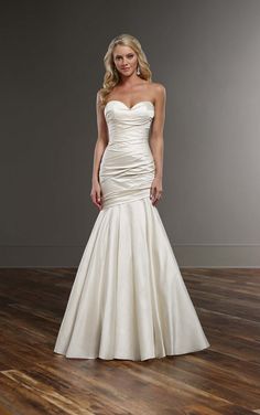 Rousing Wedding Dress