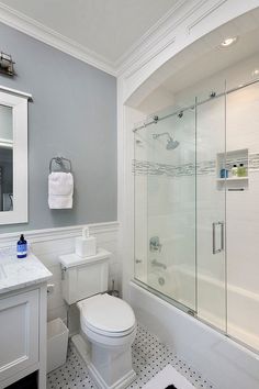 10 Ideas About Tub Shower Combo On Bathroom Tub Regarding Small Mesmerizing Small Bathroom Remodeling Design Decoration 10 Ideas About Tub Shower Combo On Bathroom Tub Regarding Small Cool Small Bathroom Remodeling Design Decoration