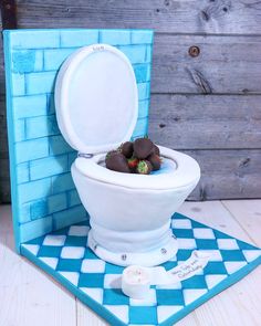 toilet cake groom s