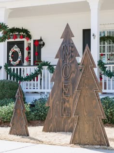 268 best christmas decorating images on pinterest hgtv dream homes