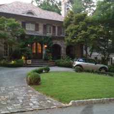 24 Best Circle Driveway Landscaping Images Driveway To Back On Left Off Of Circular Drive