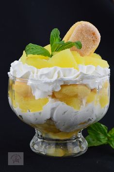 Tiramisu la pahar cu ananas