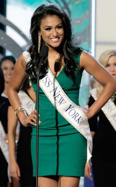 miss america atlanta escort Sexy legs exposed