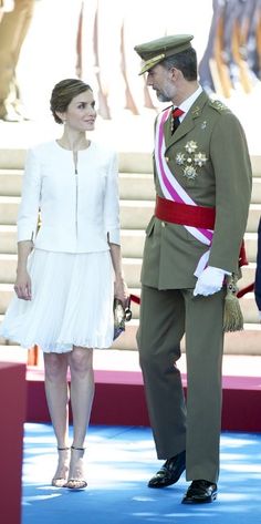 378 mejores imágenes de Queen Letizia | Reina letizia 378 mejores imágenes de Queen Letizia | Reina letizia