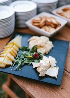 Aperitivo Boda Organizada Por Detallerie Tail Etizer Boda Hipster Al Aire Libre Organizada Por Detallerie Buffet De Quesos Wedding Buffetsfood
