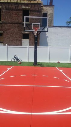 A Snapsports Multi Court With Bounce Back Tiles In Washington Dc The Proformance Hoops Proview 672 Is A Fan Favorite With Rtegulation 1