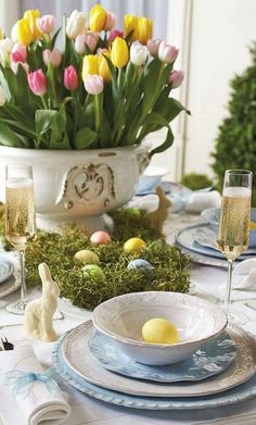 Easter Table Settings and Centerpieces | Holidays/ Easter and Spring ... Easter Table Settings and Centerpieces | Holidays/ Easter and Spring ...