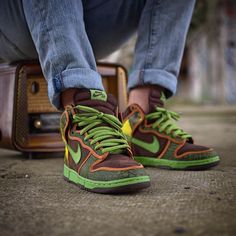 NIKE DUNK SB fuxia NIKE DUNK SB fuxia