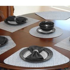 Woven Place Mats Notions The Connecting Threads Quilt Blog Sliver Grey Wedge Shaped Placemat For Round Tables Place
