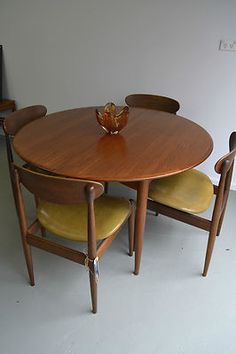 Parker Furniture Catalogue From The 60 S Colour Inspiration In Mid Century Retro Parker Table