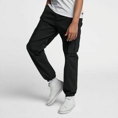 Mens Nike Windrunner Cuffed Jogger Pants Sequoia Green Medium $85 NWT AT5272 355